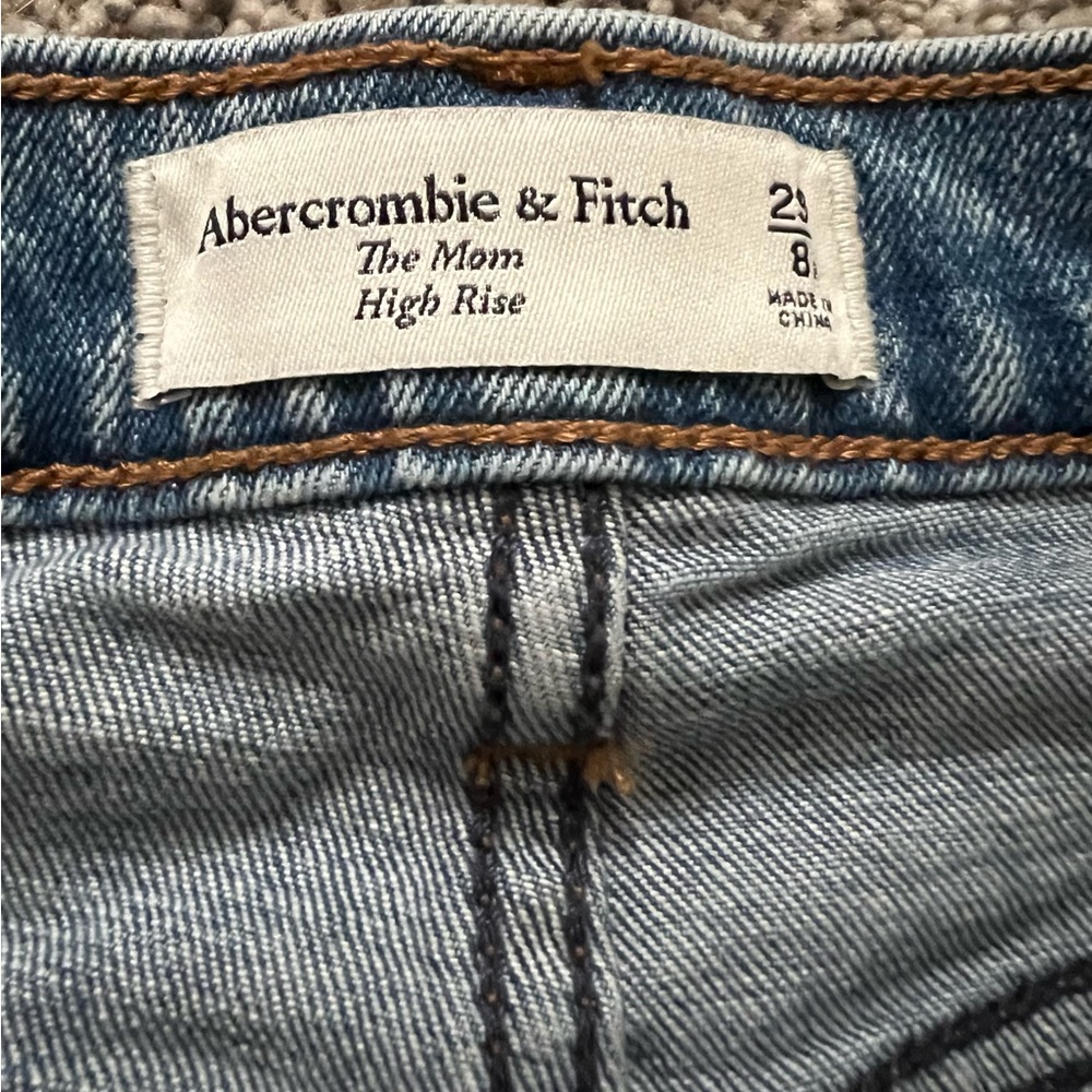 Abercrombie High Rose Mom Jeans